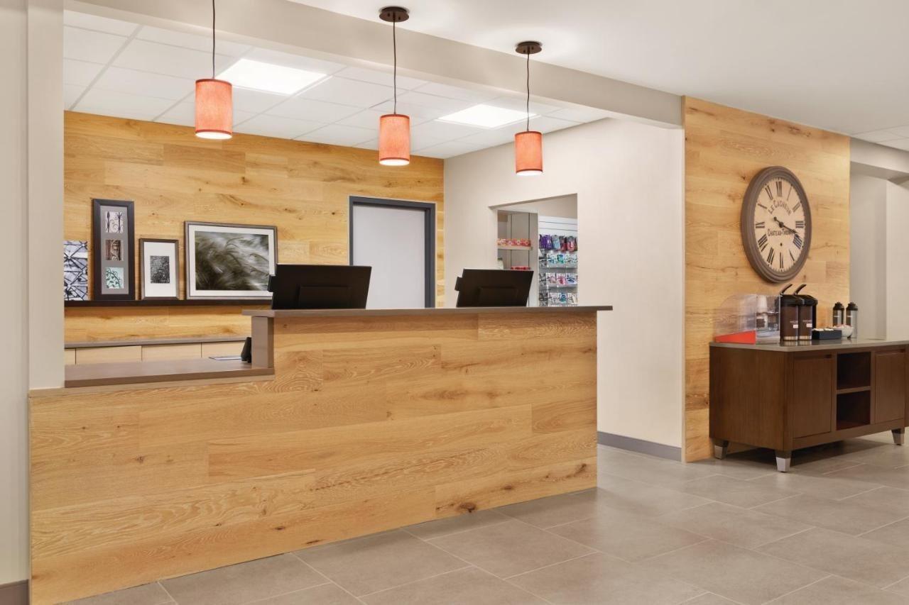 Country Inn & Suites By Radisson, Belleville, On Zewnętrze zdjęcie