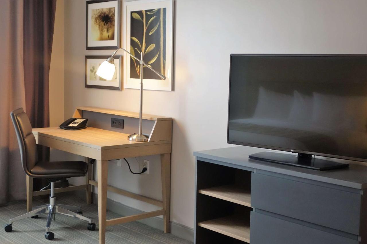 Country Inn & Suites By Radisson, Belleville, On Zewnętrze zdjęcie